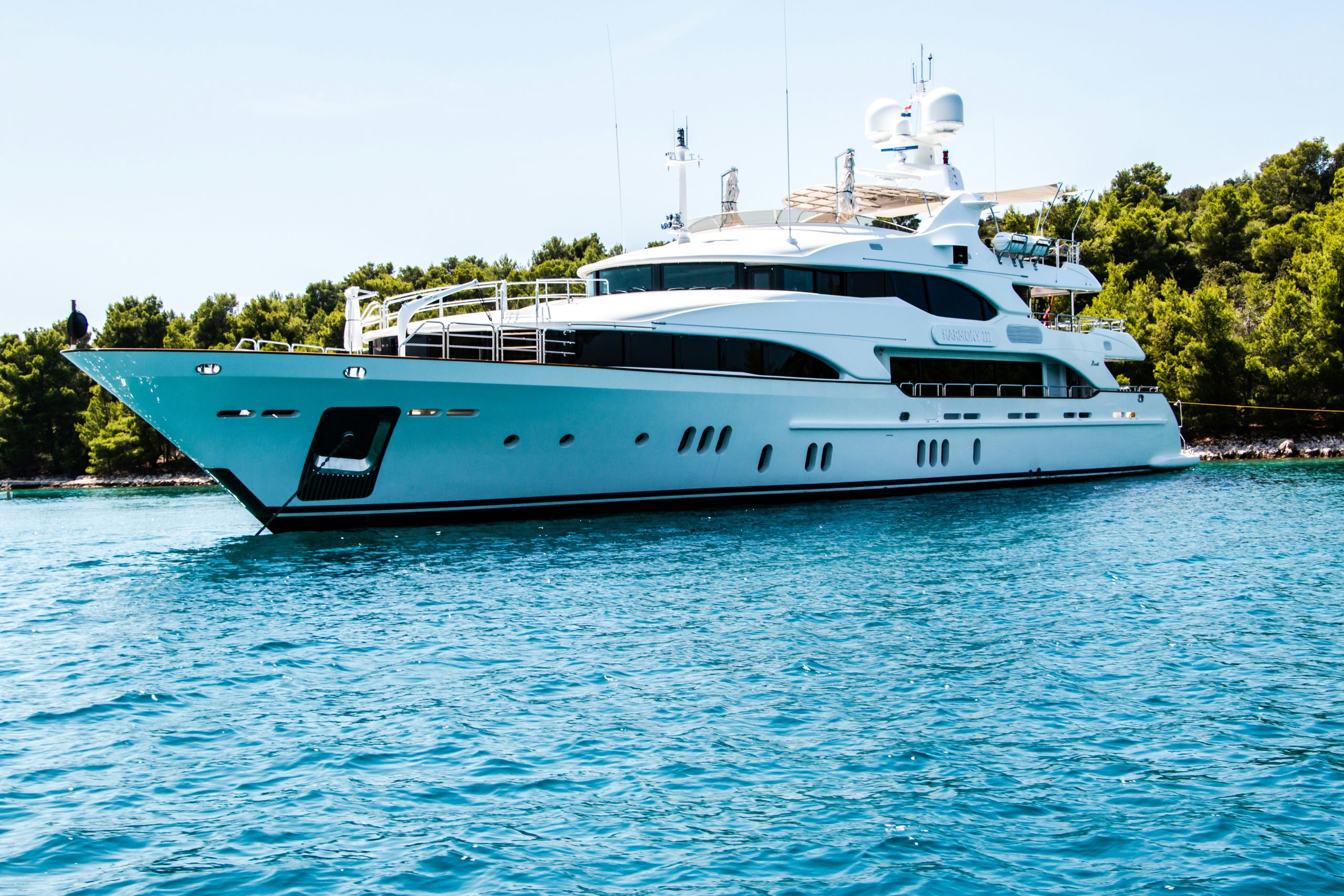 Yacht Photo by Marcin Ciszewski on Unsplash